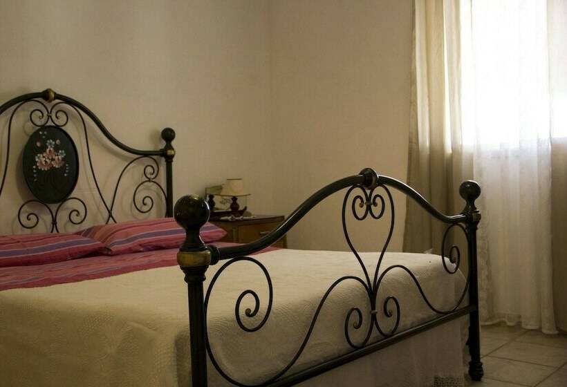 スタンダードルーム, Cozzo Spadaro B&b