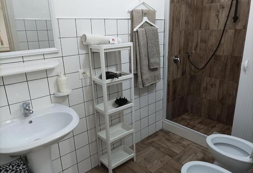 スタンダードルーム, Cozzo Spadaro B&b