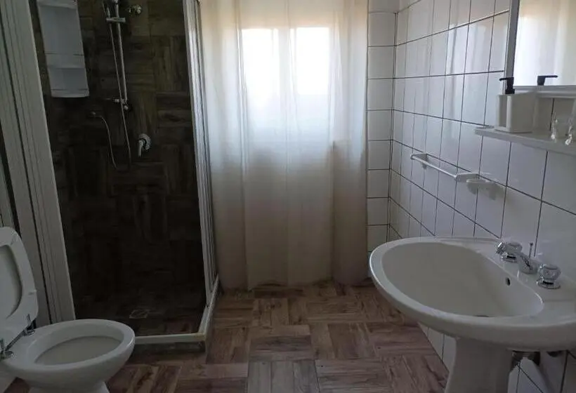 スタンダードトリプルルーム, Cozzo Spadaro B&b