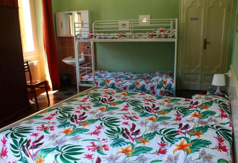 スタンダード4人部屋, Albergo Del Lago