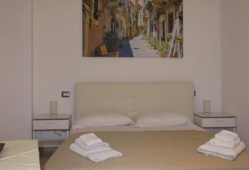 Номер Стандарт с Балконом, Gymnasium