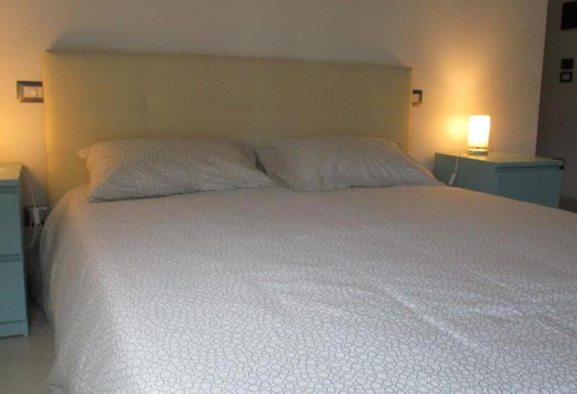 Номер Стандарт с Балконом, Gymnasium