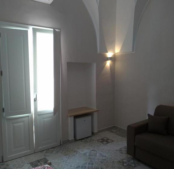 חדר סטנדרט לארבעה, B&b Nonna Irene