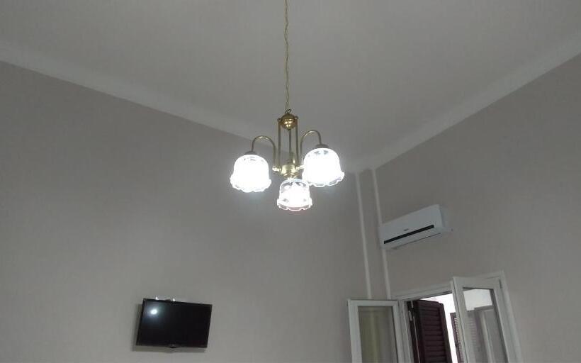 חדר סטנדרט לשלושה, B&b Nonna Irene