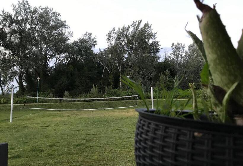 اتاق استاندارد سه نفره, Garda Relais Luna Blu