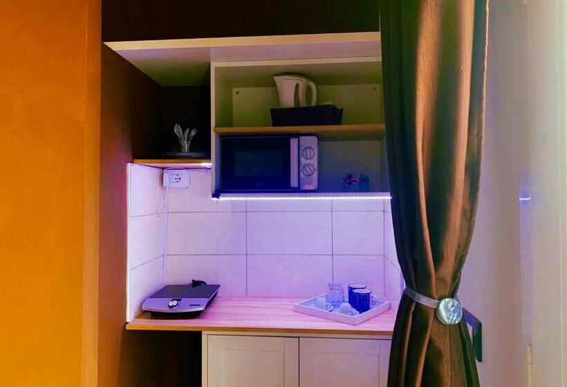 اتاق استاندارد سه نفره, Garda Relais Luna Blu