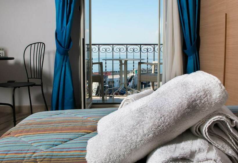 חדר סטנדרט לארבעה נוף לים, La Dimora Dei Borboni