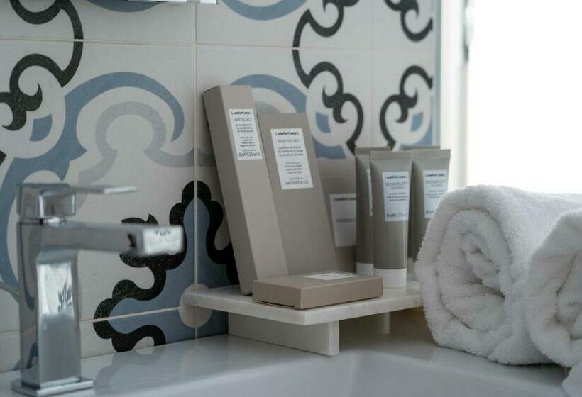 Номер Стандарт, Le Tre Rondini