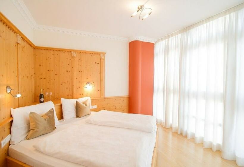 דירת נוחות 2 חדרים, Panorama Tramin