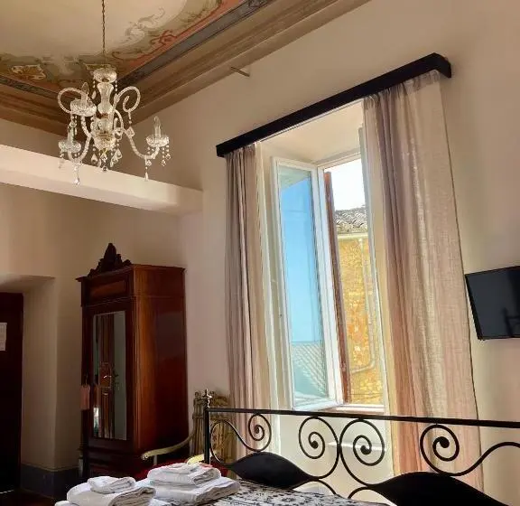スタンダードルーム, B&b  Degli Artisti