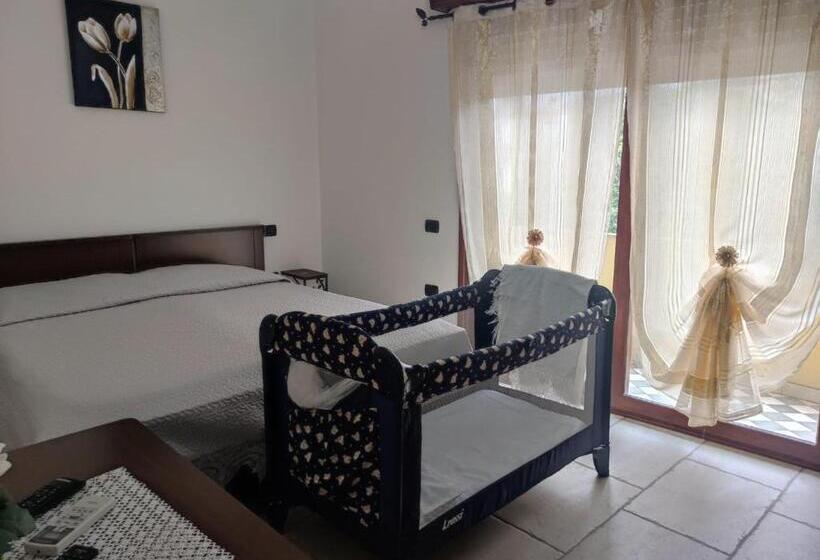 חדר משפחתי, B&b La Rosa Dei Venti Sardinya