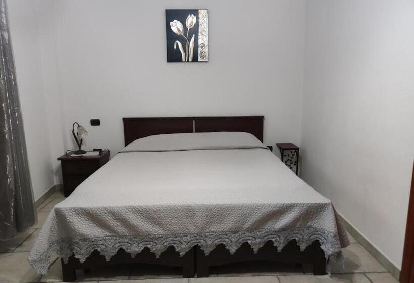 חדר סטנדרט מותאם לאדם עם מוגבלויות, B&b La Rosa Dei Venti Sardinya