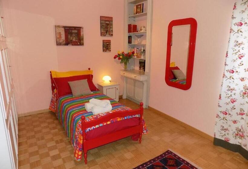 اتاق استاندارد با سرویس بهداشتی مشترک, La Giara Rooms