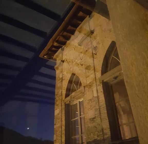 家庭间, La Torre Di Pieve