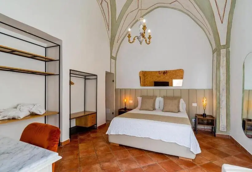 سوییت لوکس, B&b Corte Patitari