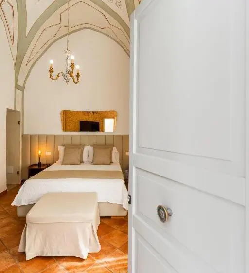سوییت لوکس, B&b Corte Patitari