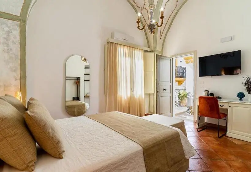 سوییت لوکس, B&b Corte Patitari