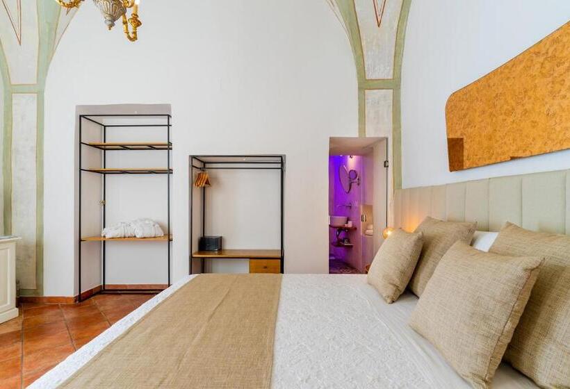 디럭스 스위트, B&b Corte Patitari