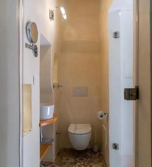 سوییت جونیور, B&b Corte Patitari