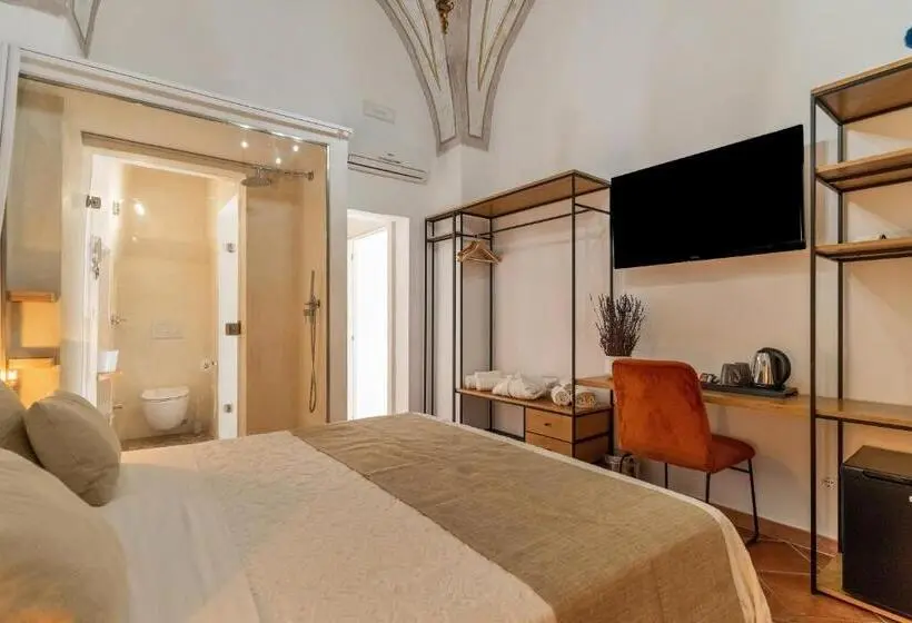سوییت جونیور, B&b Corte Patitari