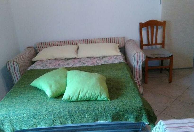 استودیو استاندارد با تخت کینگ, Villa Lory Albinia