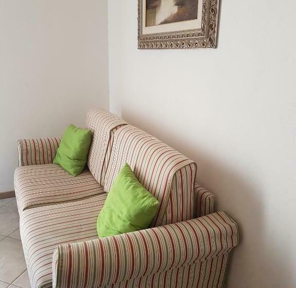 استودیو استاندارد با تخت کینگ, Villa Lory Albinia