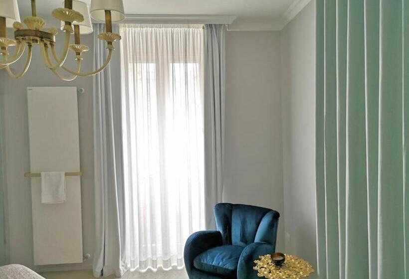 سوییت لوکس, Vacanze Murgiane