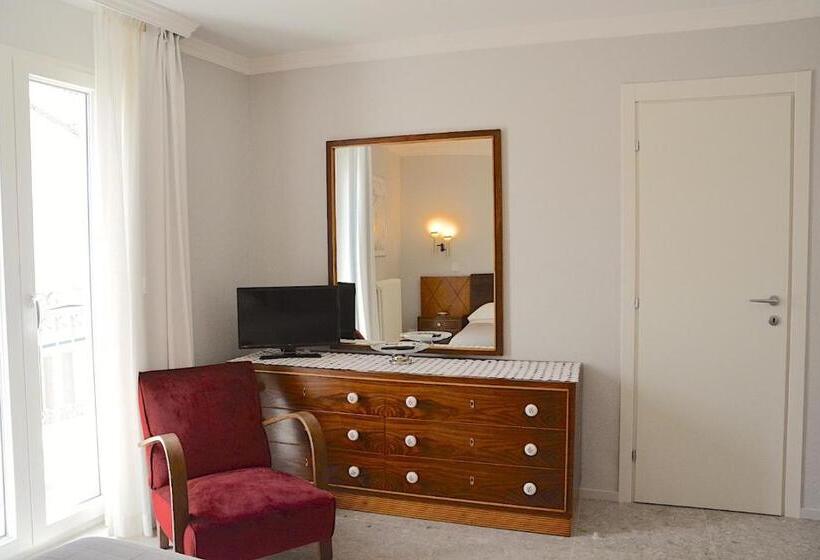 اتاق لوکس با بالکن, Vacanze Murgiane