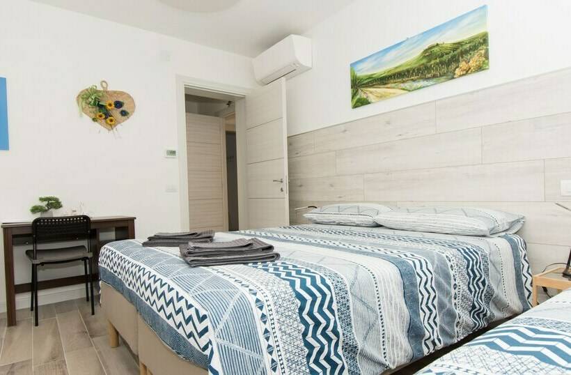 اتاق استاندارد سه نفره, B&b Borgo Antico