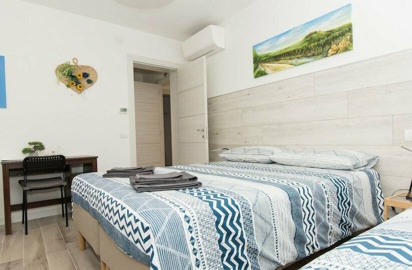 اتاق استاندارد سه نفره, B&b Borgo Antico