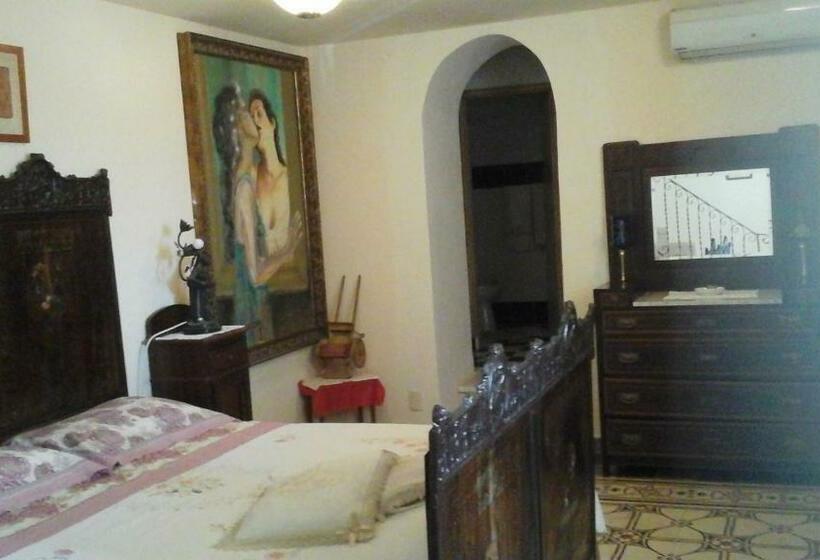 Quarto Estandar, La Ginestra