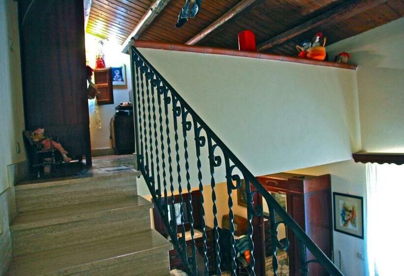 Quarto Estandar, La Ginestra