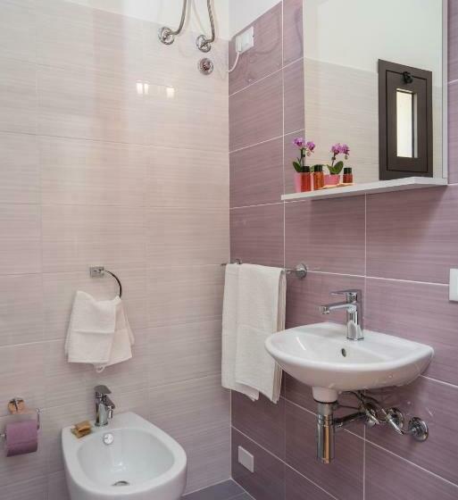 标准三人间, Bed & Breakfast Giulio