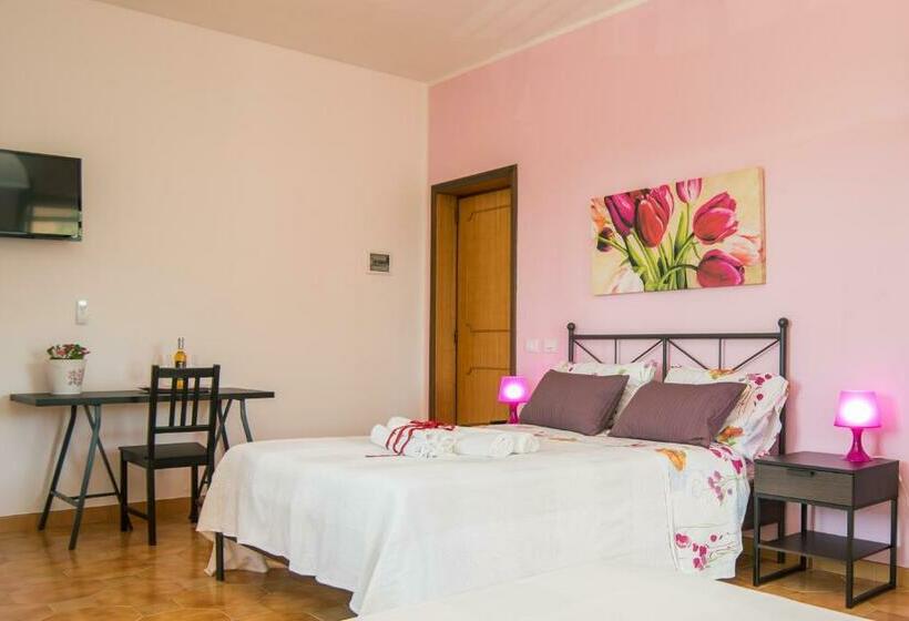 带露台的小型套房, Bed & Breakfast Giulio