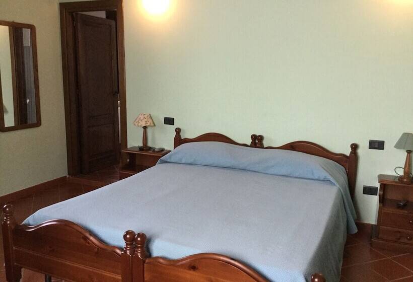 Номер Стандарт, La Fonte