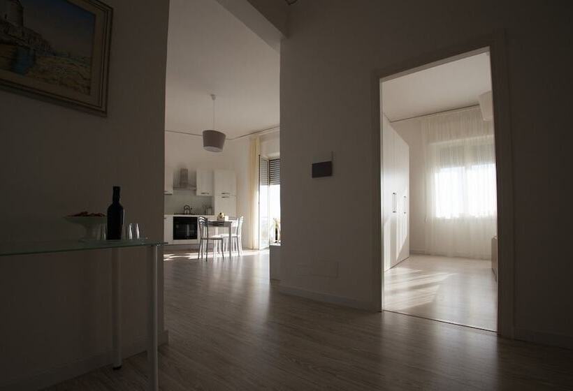 Апартаменты 2 Спальни Вид на Море, Aria Di Mare B&b