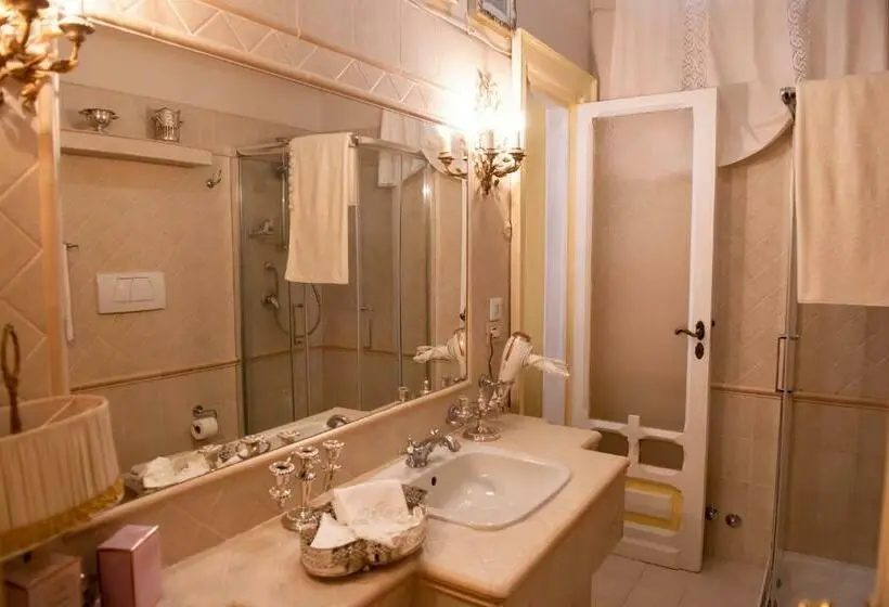 バルコニー付きスタンダードルーム, Casa Isabella B&b