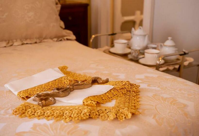 غرفة قياسية مزوَّدة بشُرفة, Casa Isabella B&b