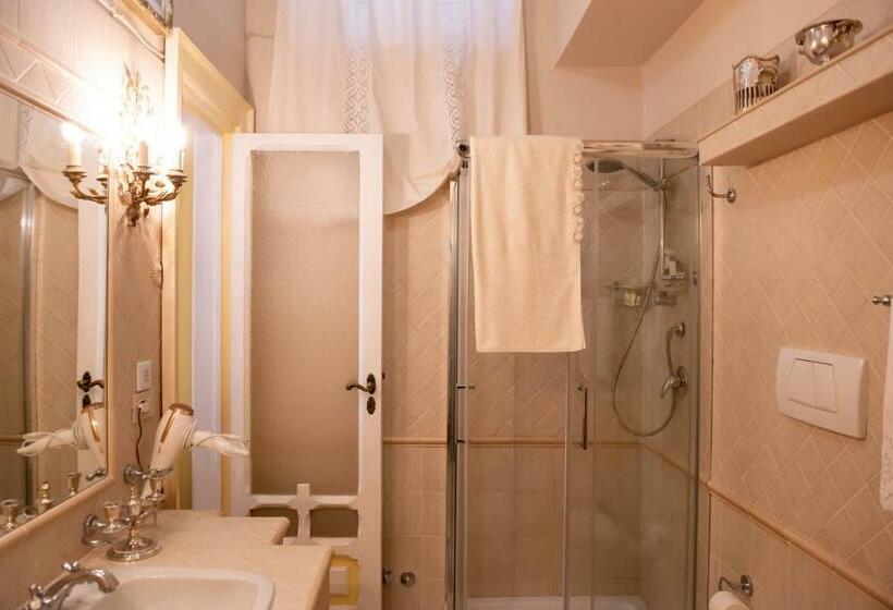 Номер Стандарт с Балконом, Casa Isabella B&b