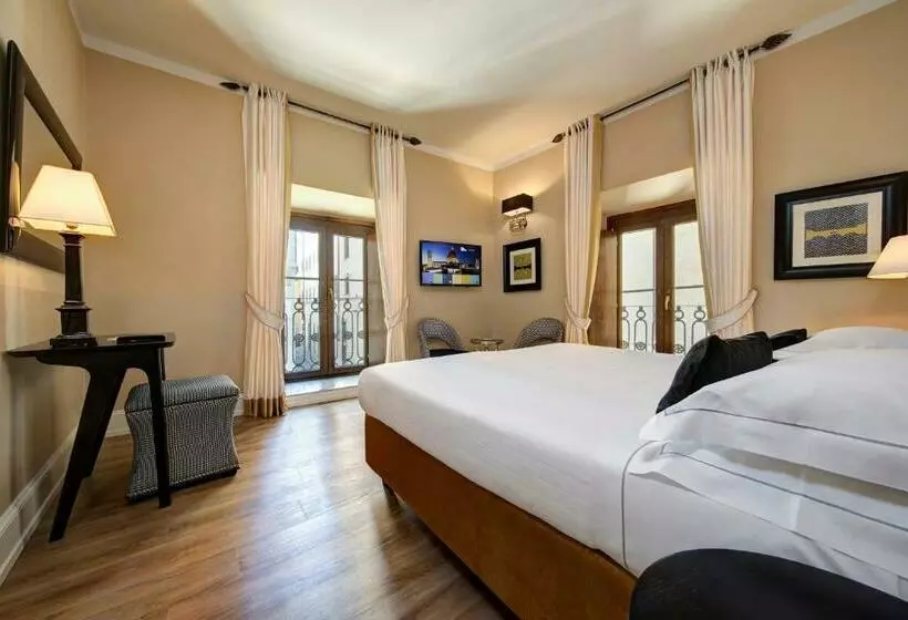 اتاق لوکس, Grand Hotel Cavour
