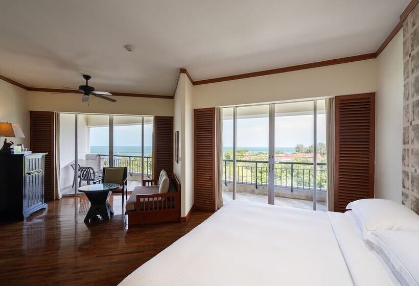 Полулюкс Вид на Море, Hilton Hua Hin Resort & Spa