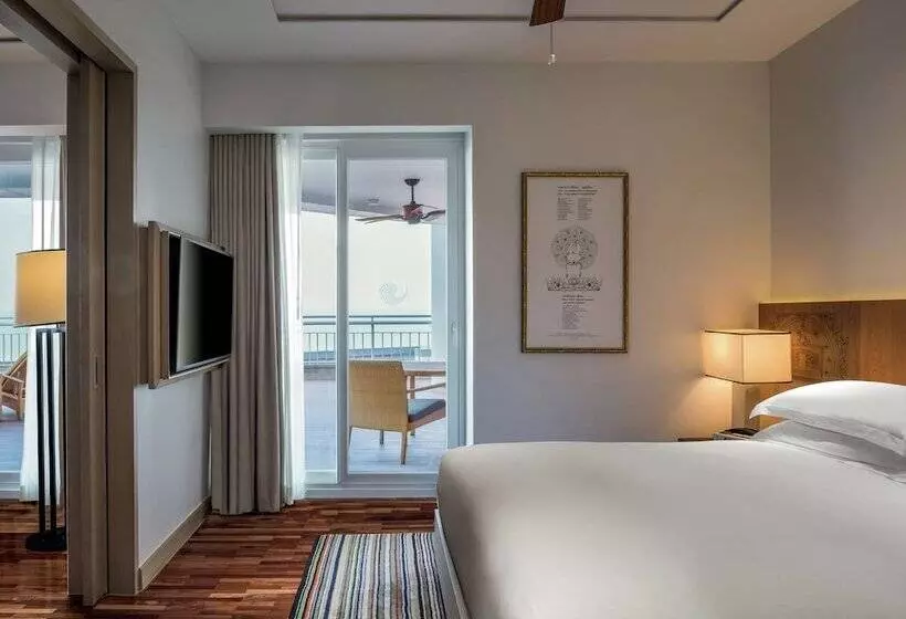سوئیت اجرایی با چشمانداز دریا, Hilton Hua Hin Resort & Spa