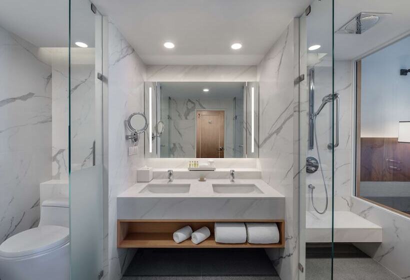חדר פרמיום נוף לים, Hilton Hua Hin Resort & Spa