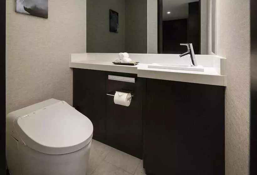اتاق پرمیوم با چشمانداز دریا, Hilton Hua Hin Resort & Spa