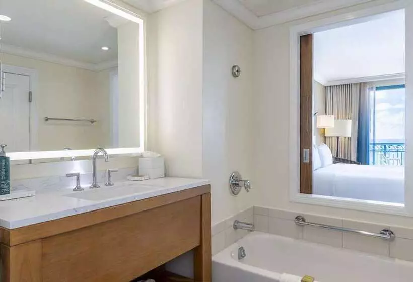 اتاق پرمیوم, Hilton Hua Hin Resort & Spa