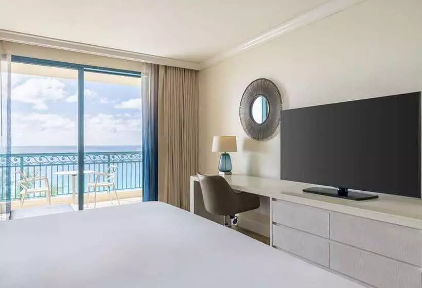 اتاق پرمیوم, Hilton Hua Hin Resort & Spa