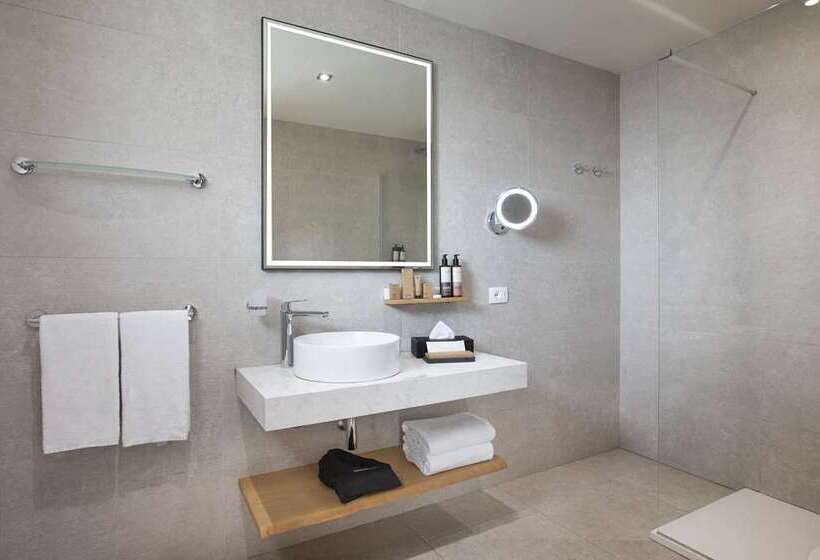 Полулюкс Президентский, Hilton Hua Hin Resort & Spa