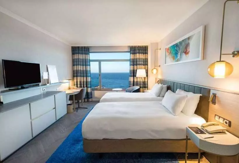 اتاق اجرایی با چشمانداز دریا, Hilton Hua Hin Resort & Spa