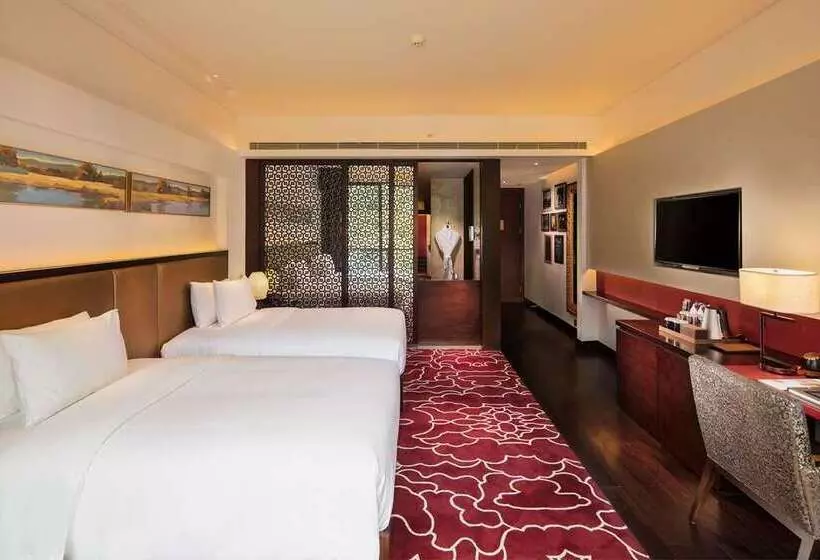اتاق پرمیوم با چشمانداز دریا, Hilton Hua Hin Resort & Spa