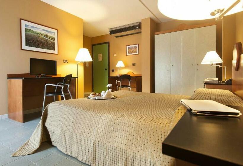 Номер Стандарт, Albergo Athenaeum